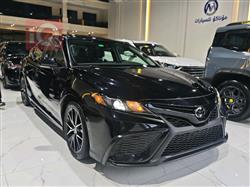 تۆیۆتا کامری